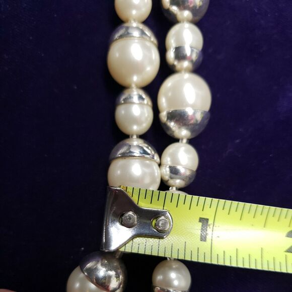 Faux Pearl Necklace Creamy White Alternating Sizes Capped in Shiny Silver Tone - Picture 9 of 9